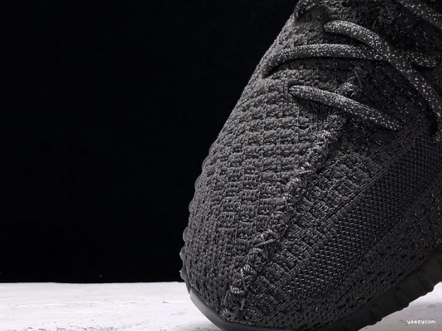 Static Boost 350 (Reflective) Black V2 Adidas Yeezy FU9007 - 0830